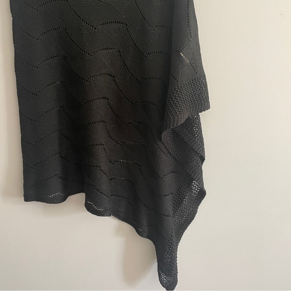 Ivonne Black Knit Poncho - One Size - Made in Italy - Acrylic Blend - Picture 4 of 7